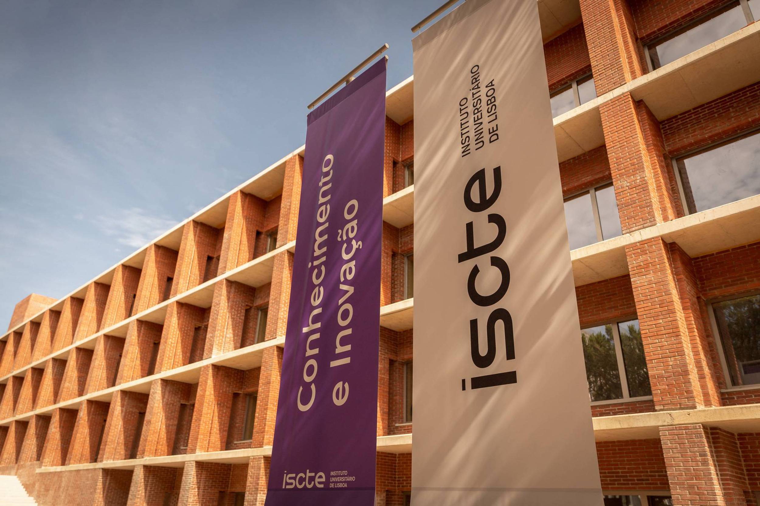 Summit inovação e desenvolvimento socioeconômico