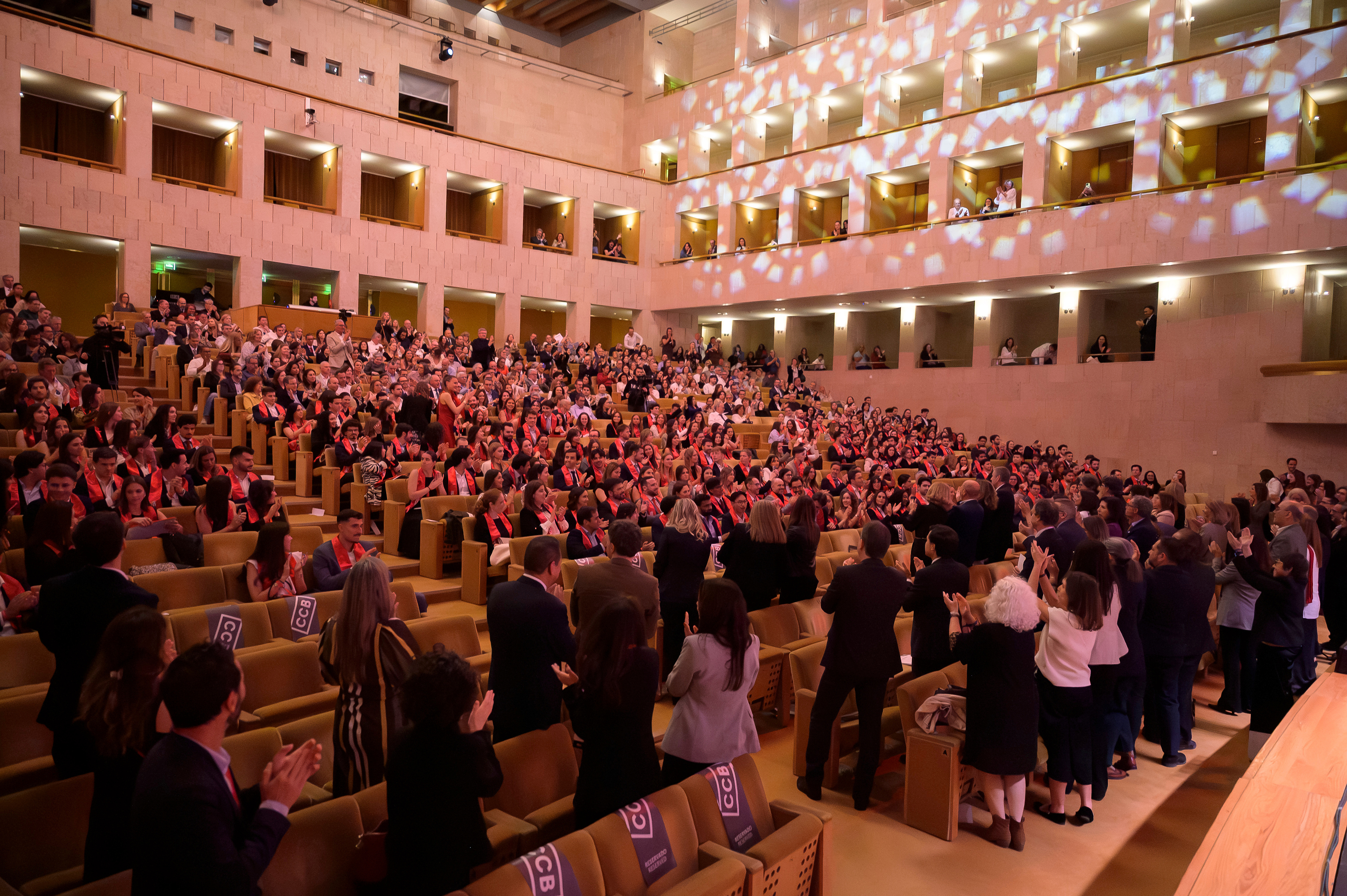 MastersGradCeremony26_auditorio
